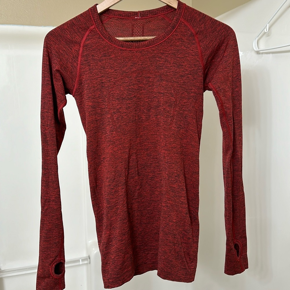Lululemon LS Swiftly Tech size 4